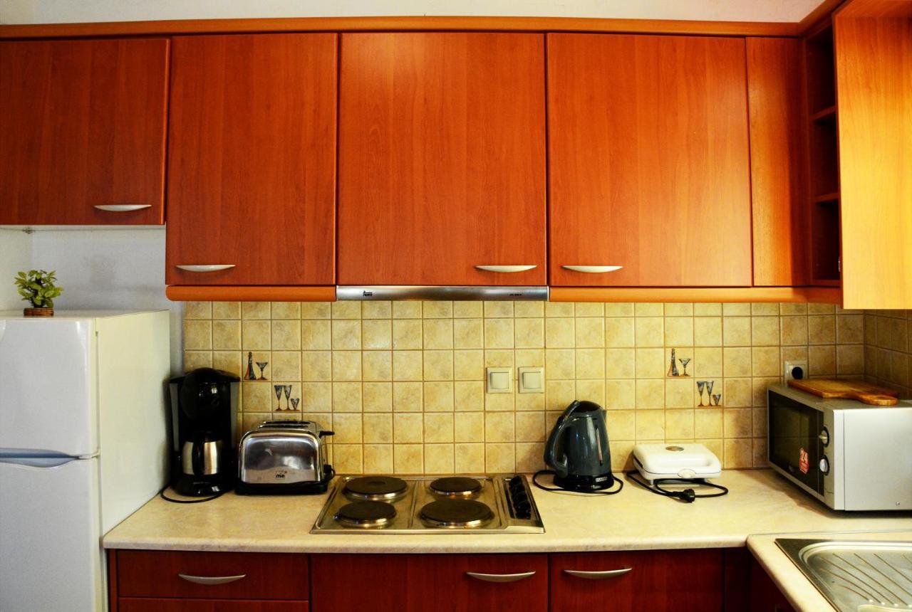 Plakalona Apartments Exopoli Екстериор снимка
